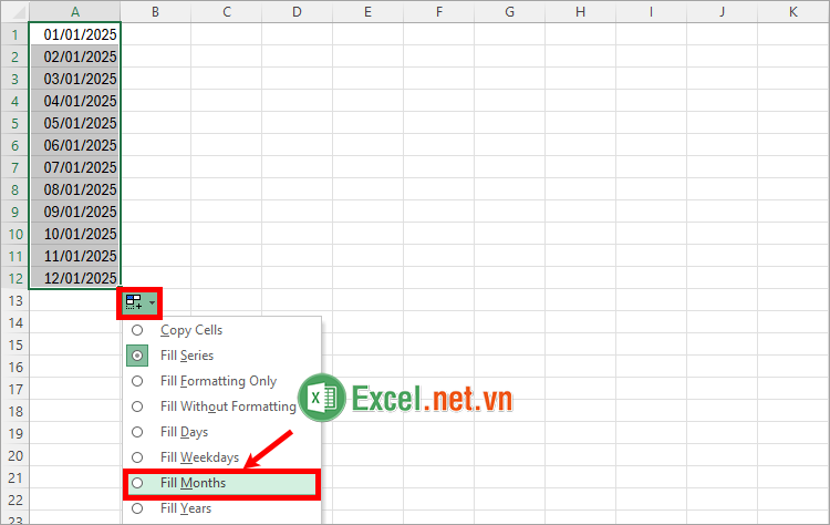 Chọn Auto Fill Options → Fill Days (nhảy ngày) hoặc Fill Months (nhảy tháng)